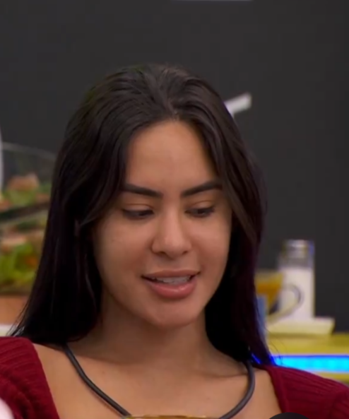 xlvascx's tweet photo. @acervoviannanut A cara da sonsa kkkkkk https://t.co/r7CFPKZfus