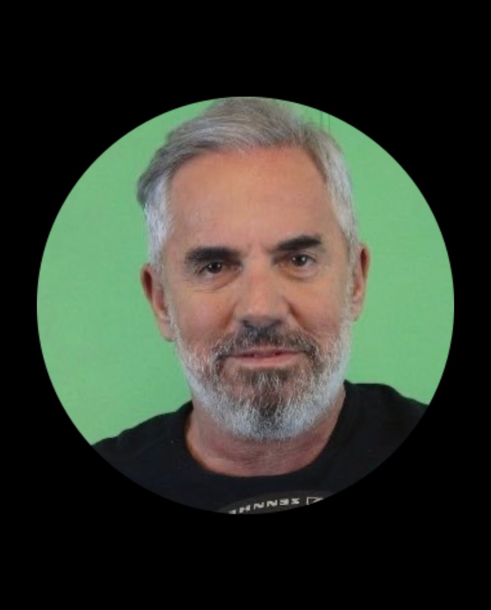 LaPeterPann's tweet photo. @drspacca Intentó ingresar a la legislatura, pero la puerta decidió mantenerse cerrada para él. Soñó con ser intendente, pero las PASO le jugaron una mala pasada. Anhelaba ser presidente pero la realidad le hizo una broma ¿Fracaso rotundo o simplemente un alma resentida? https://t.co/RPj4mNxU5U