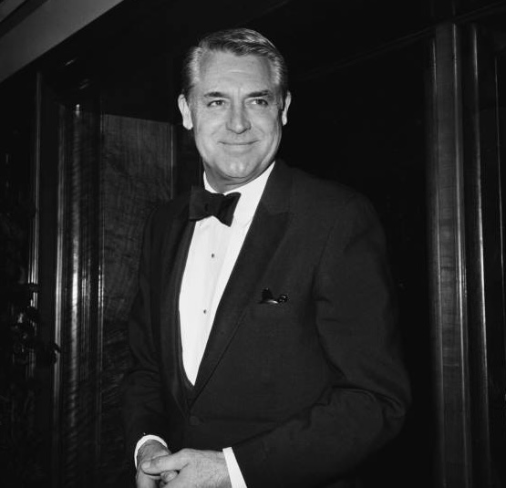 TimeMachineHQ's tweet image. #CaryGrant, June, 1962...🎩