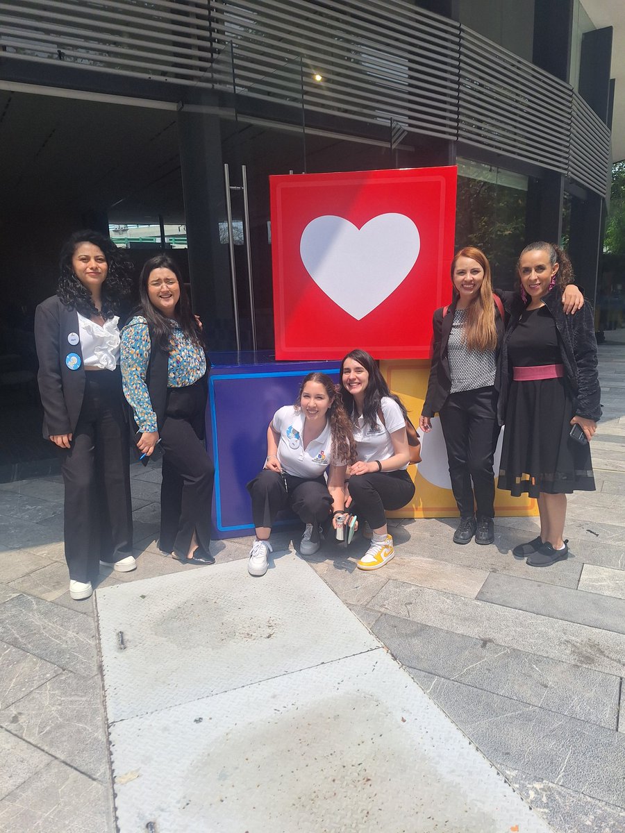 Perla Castro tweet media