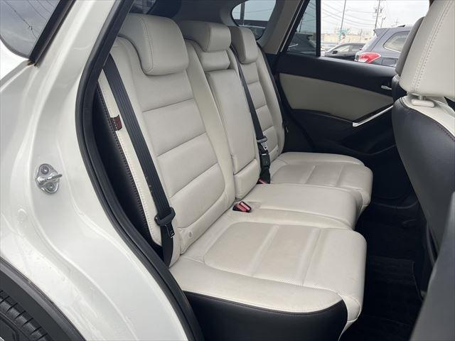 qauto3's tweet photo. 🔸Mazda Cx-5 2015

>>SPECIFICATIONS<<v
【Year/Month】2015
【Engine】2,200 CC
【Fuel】Diesel
【Seats】5

>>SHOP URL<<v
https://t.co/qRtX46Oni8

More pictures on the site!

#usedvehicles #mazdacx5 #mazda https://t.co/122L7SepVy