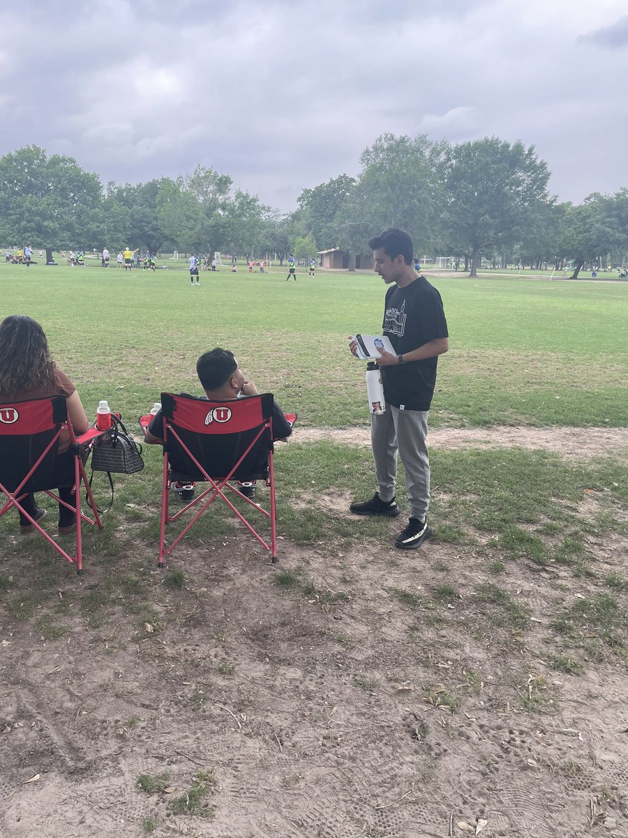 MKA_Houston's tweet photo. #MuslimYouth handing out flyers and spreading the message of True Islam https://t.co/3f6CKwrf0M