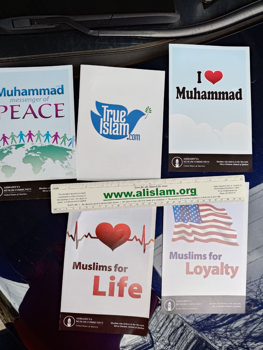 MKA_Houston's tweet photo. #MuslimYouth handing out flyers and spreading the message of True Islam https://t.co/3f6CKwrf0M