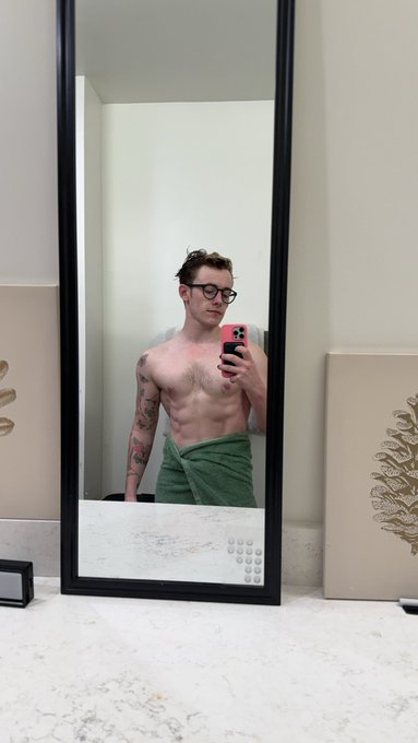 Post Muay Thai training :) https://t.co/5HheuJOfDr