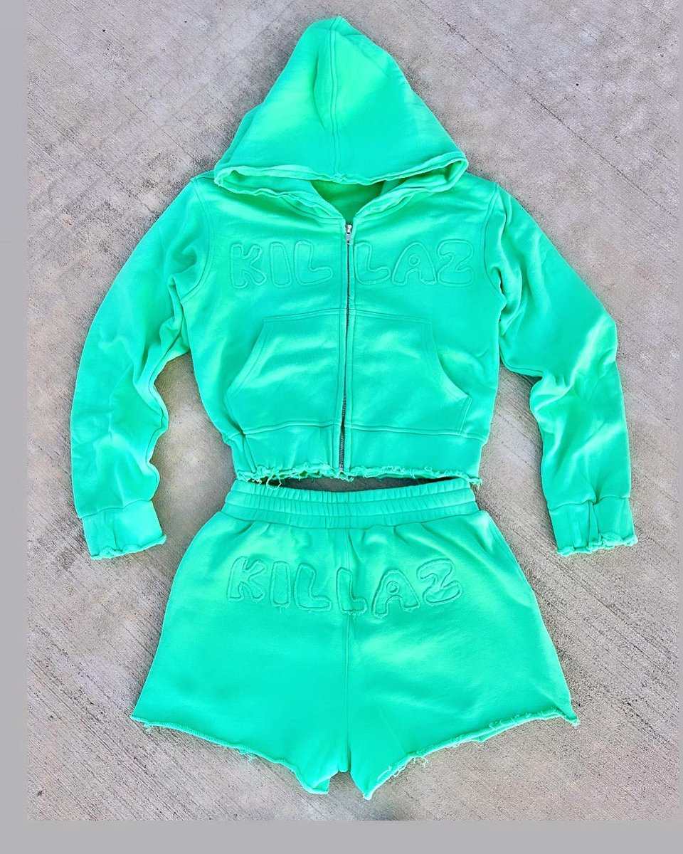 sackreligiousj's tweet photo. so we gone keep ignoring I got one of the hardest brands inna city?call my bluff🤲🏾🤲🏾🤲🏾🔥🔥🔥WOMEN SETS https://t.co/4tWJG7gEy6