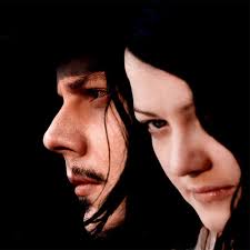 #ROCKNEXADurango al aire con @Edgar_Deras... The White Stripes - Seven nation army... no olvides el HT #ElDerasenExaDurango Escúchanos en exafm.com/plaza/durango/