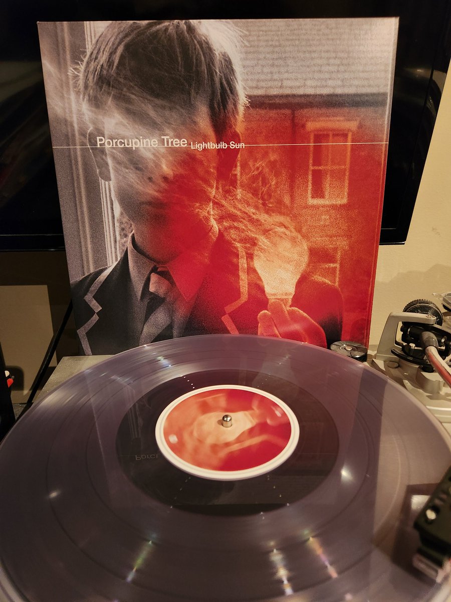 SpinVinyl1's tweet photo. #NowPlaying one of my top Porcurpine Tree albums Lightbulb Sun. I remember listening to this album a lot when it was released and felt they had perfected their sound.
#PorcupineTree #LightbulbSun #HowIsYourLifeToday #Shesmovedon #RussiaOnIce #vinylrecords https://t.co/05HsfH8VFJ