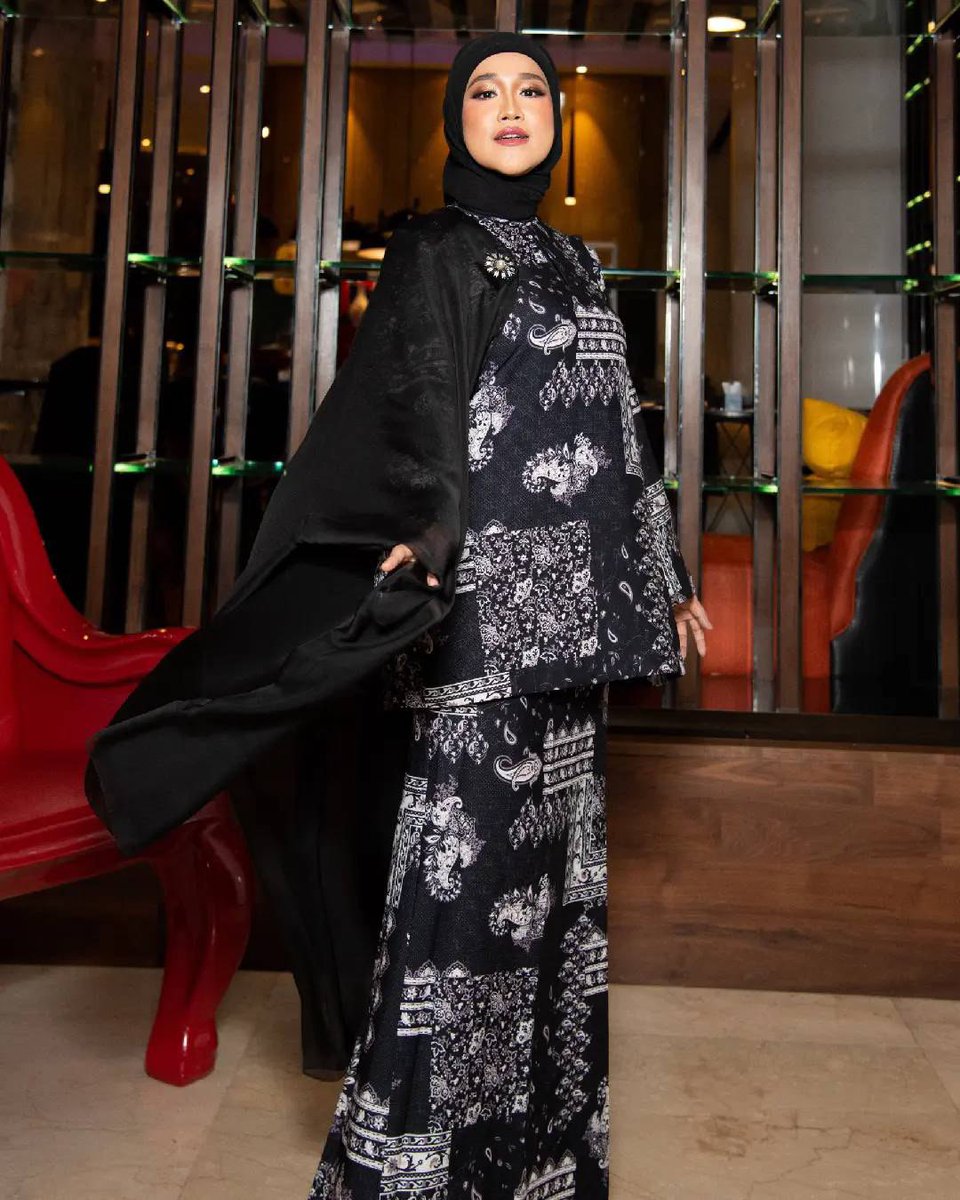Hannn__zf's tweet photo. congratulations kak ninie ๐ซก๐ซก๐ฅน
#masing2 #erniezakri #RIM https://t.co/gqnChPZerO
