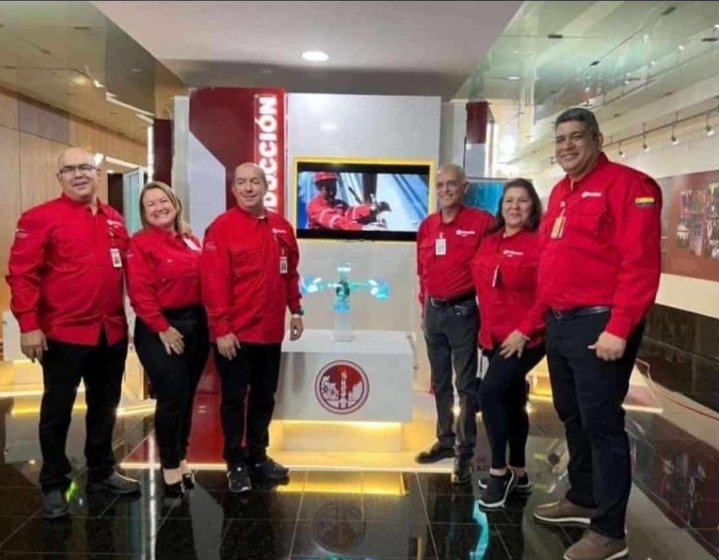 gjmppdvsa's tweet photo. CORDINACION POLÍTICA SINDICAL @PDVSAGas_2024 @PDVSA Muelle Seco Guaraguao ACTIVOS @TellecheaRuiz @PDVSA_RORIENTE @PDVSA_CySN @WillsRangelCBST @cbolivariana @gas_comunal @Pdvsa_TV @nicmaduroguerra @NicolasMaduro @dcabellor https://t.co/v7ucXeCHN3