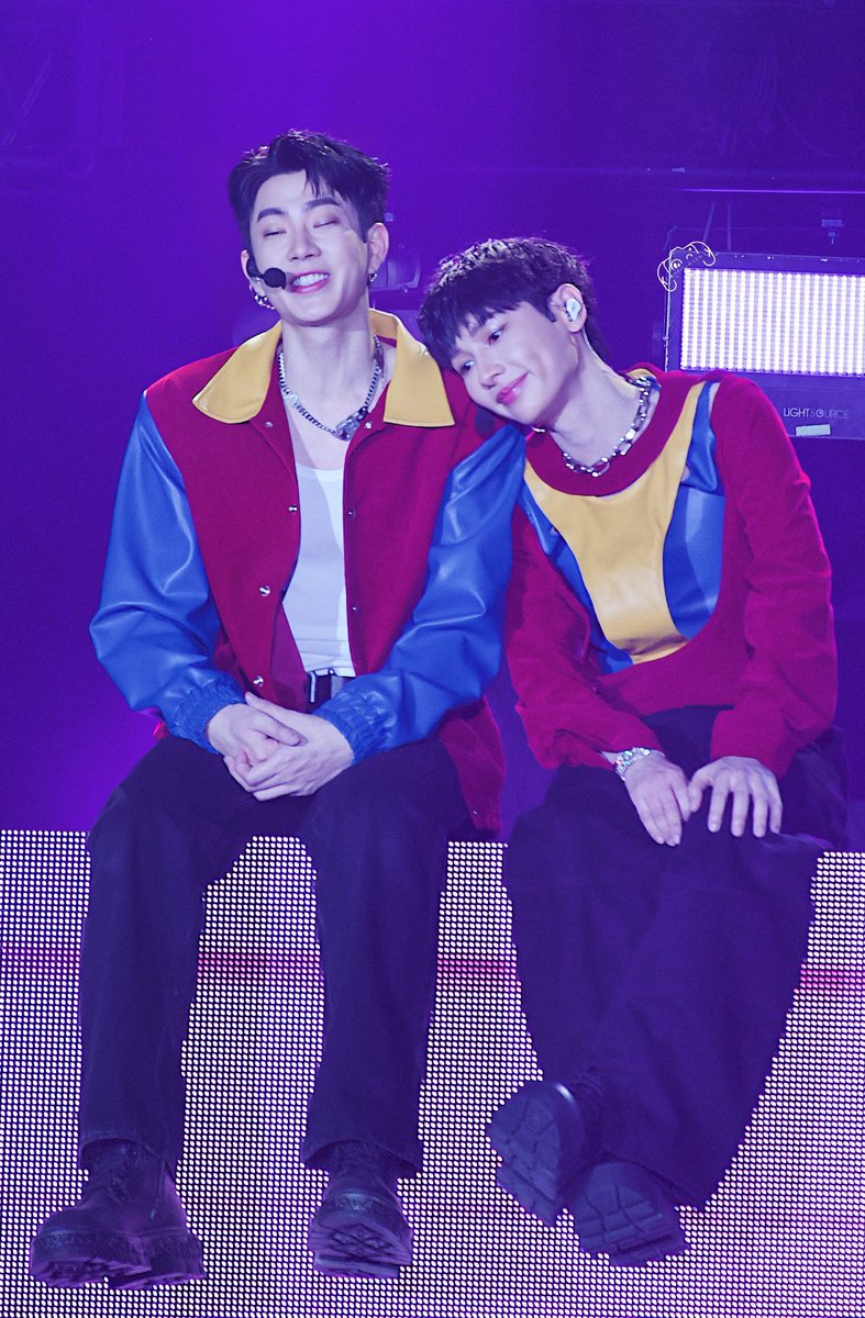 Iam2_dot_'s tweet photo. ૮ ･ ﻌ･ა
20.04.24

💚💚

#BABII247Concert
#OffGun #ออฟกัน
@off_tumcial @AtthaphanP 
#OffJumpol #ออฟจุมพล
#GunAtthaphan #กันอรรถพันธ์
#KKXOFFGUNJPGs https://t.co/8COMhDK6Kf