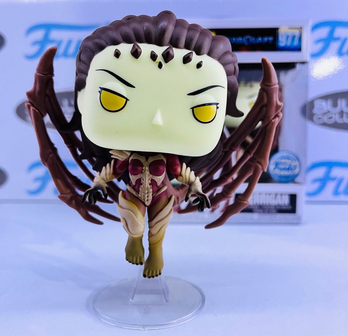 Closer look at GameStop exclusive Kerrigan! Available for preorder. #Ad #Starcraft #Starcraft2 . distracker.info/3vk3dTW Credit @bullyboycollectibles #Funko #FunkoPop #FunkoPopVinyl #Pop #PopVinyl #Collectibles #Collectible #FunkoCollector #FunkoPops #Collector #Toy #Toys