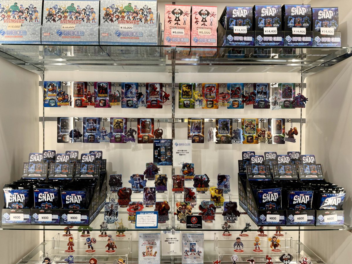 マーベルスナップ」のカードが、現実世界にフレームブレイク！ 新感覚 