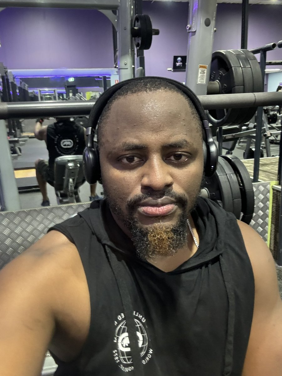 MakenaMwita_'s tweet photo. Step into the realm of iron and determination, where every drop of sweat becomes a testament to your commitment.
Checked in ๐ช๐ฝ
#ChestDay
#GymOclock https://t.co/w7Zl8KbBoW