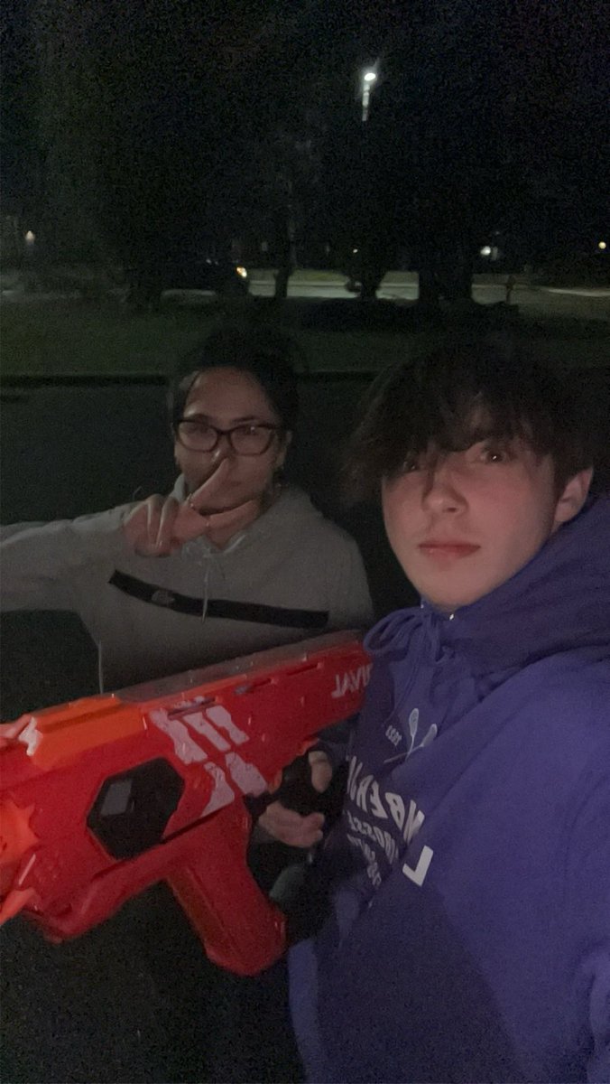 BuschCampers's tweet photo. @CecNerf Saige of the Busch campers kills Bella from Las Nerfas https://t.co/1s2sZUceBv
