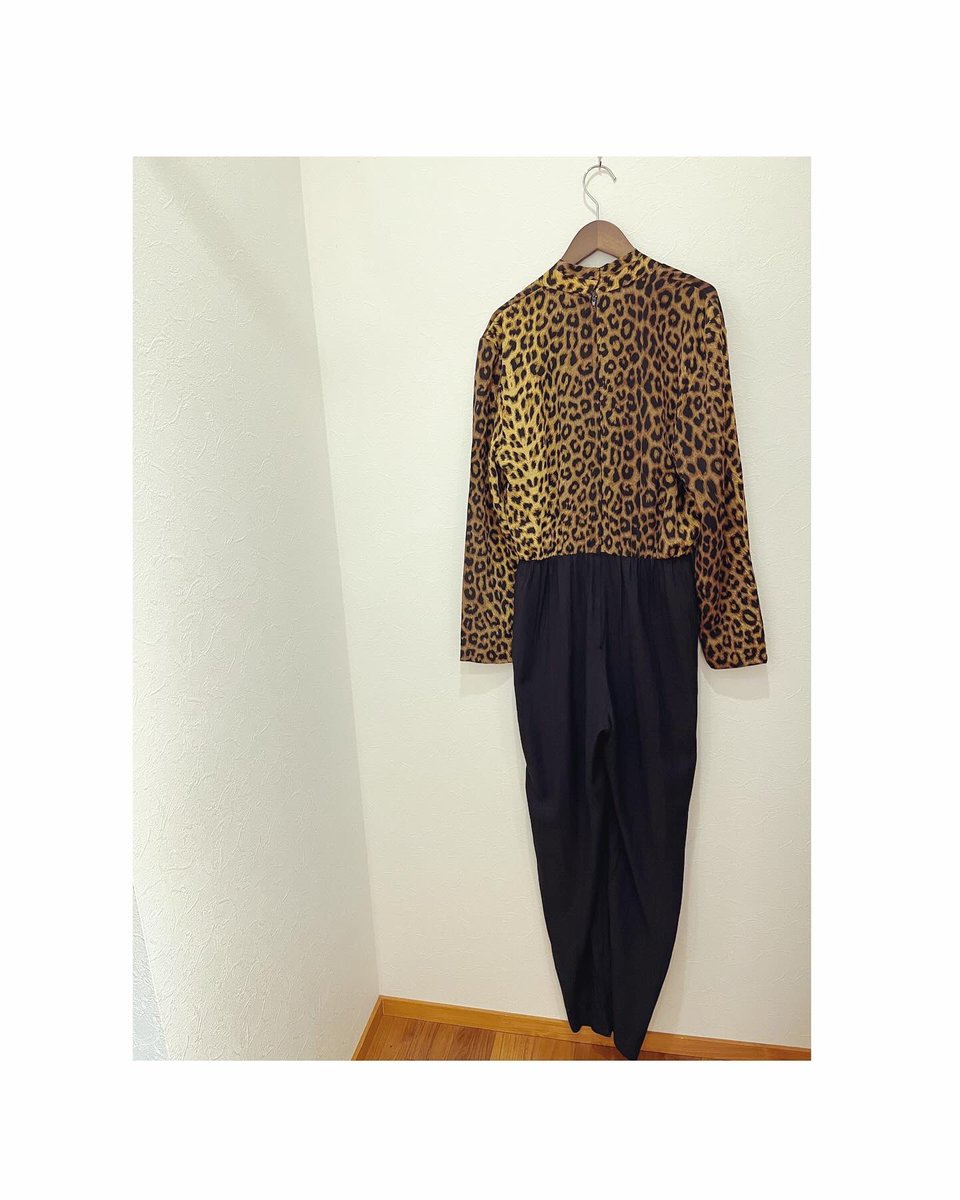 Catwalk Bijoux Vintage 
New Arrivals 
Leopard all-in-one dress
.
.
.
#catwalkbijoux #vintage #newarrivals #leopard #allinone #vintagedress #usa #kichijoji #吉祥寺古着#作家セレクト#ハンドメイドアクセサリー#古着女子#古着好きな人と繋がりたい #大人ヴィンテージ