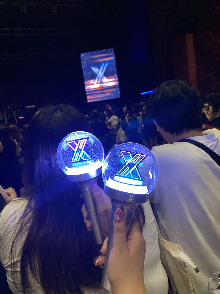 coupsupremacy's tweet photo. icb it's been a month already since btb in manila. i cant wait to watch them live again :((
#BreaktheBrakeinMNL https://t.co/Y7EWxIPMnH