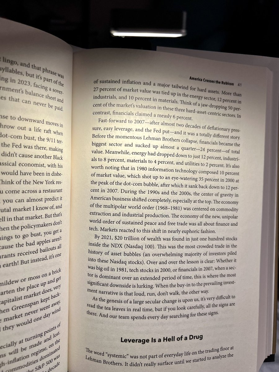 Retire_Success's tweet photo. @Convertbond Bedtime reading.  Right now. https://t.co/NMCMelgR9Z