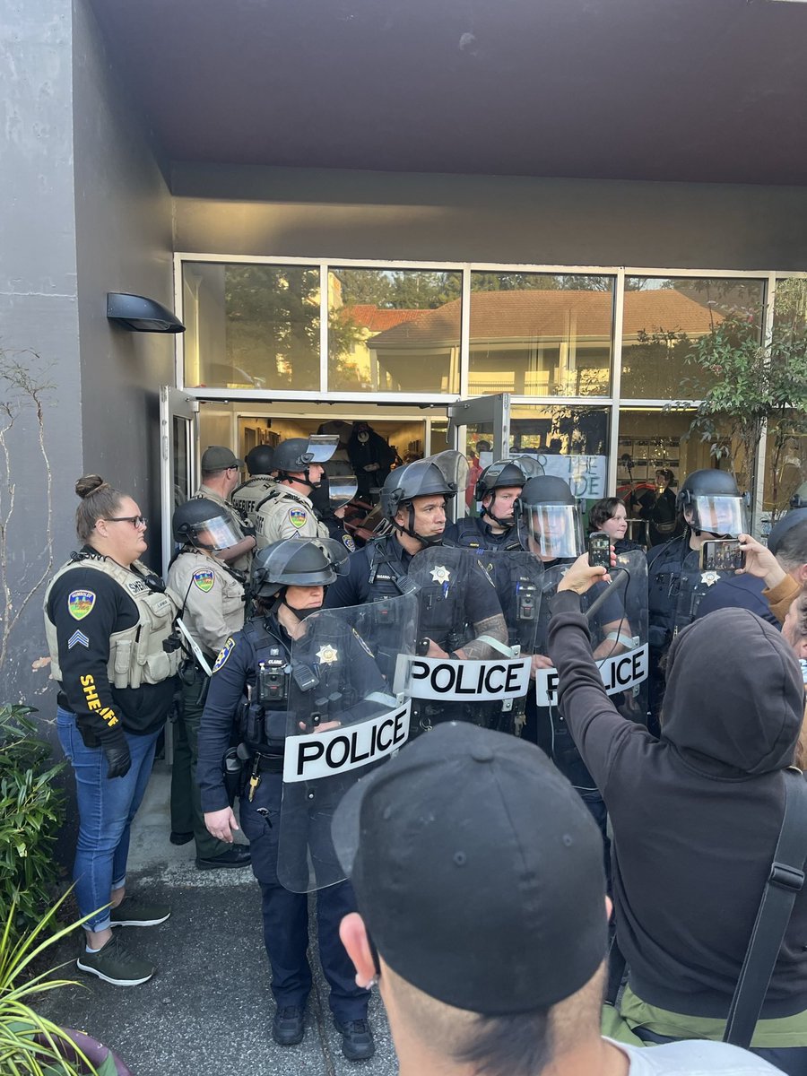 All eyes on Cal Poly Humboldt! Protestors occupied a building and barricades the entrance. Police are outside with riot shields. Reports of police beating students. Every act of repression must be met with further growth of the movement.