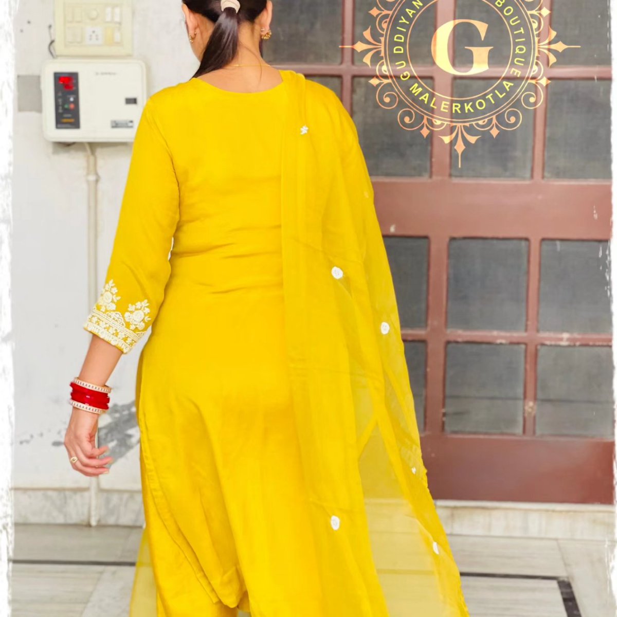 *Summer collection are up!* 🪬 With our love and affection we drop our new styles. 💓 2024 ' Introducing these elegant outfits for festives and functions . . <<< note - our outfits can be customised as per your choice of colour, budget & preferences