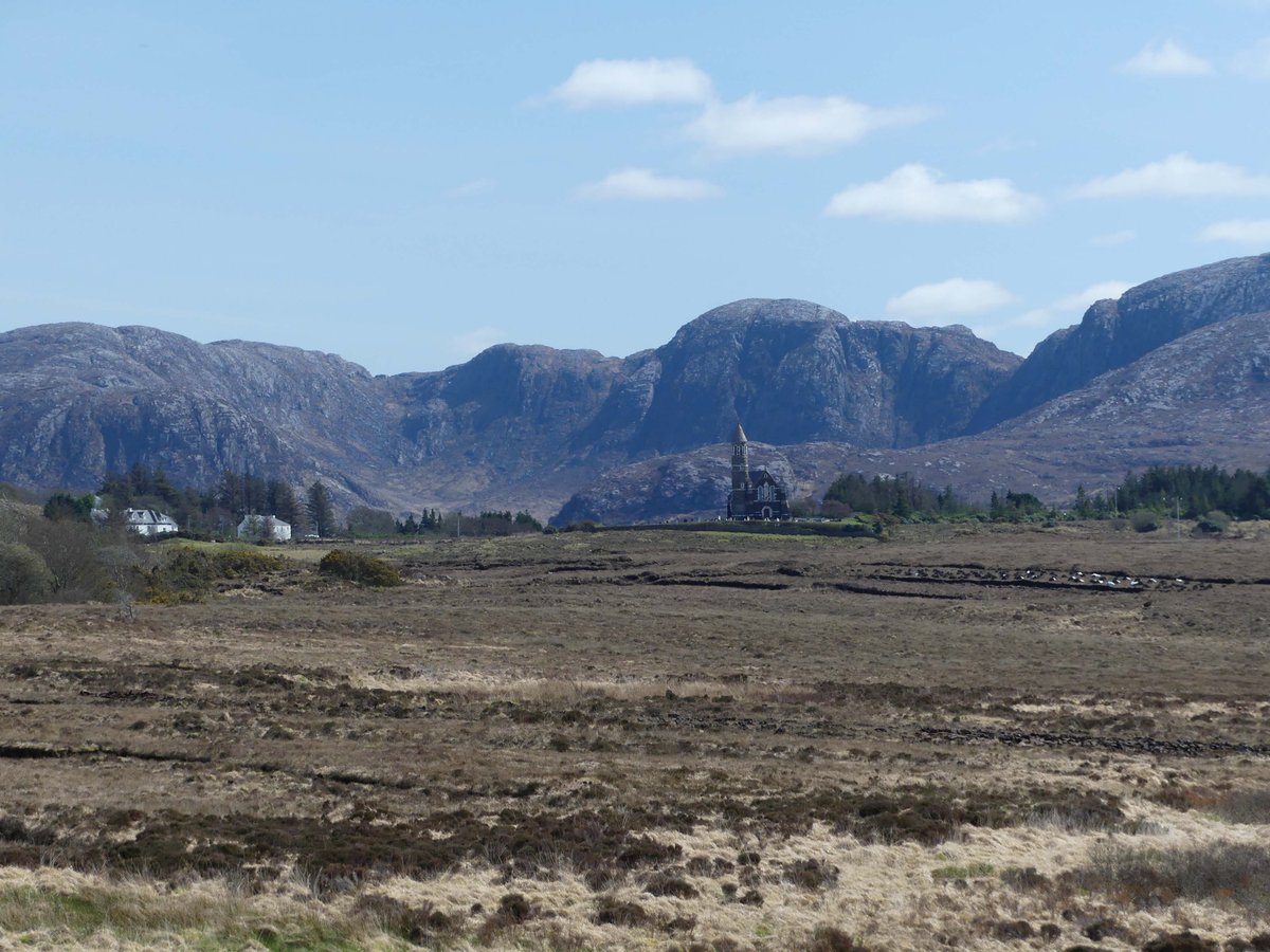 Views from around Dunlewey in Donegal.
inishview.com/places/dunlewe…

#Dunlewey #Donegal #wildatlanticway #LoveDonegal #visitdonegal #bestofnorthwest #visitireland #discoverireland #Ireland #KeepDiscovering #LoveThisPlace #discoverdonegal #govisitdonegal