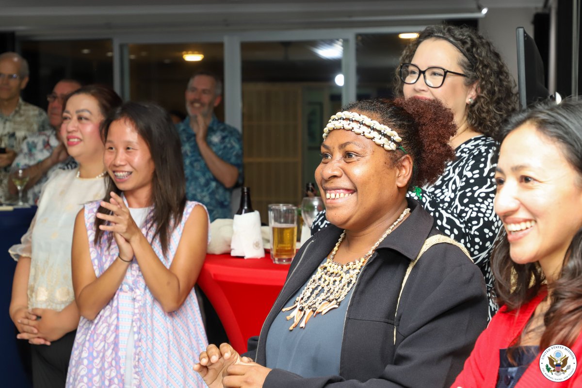USEmbassySuva's tweet photo. 🇺🇸🌏🇫🇯 Thrilled to host the @EastWestCenter and @Japanfoundation's #IndoPacificLeadershipLab participants last night. We know climate adaptation continues to be a priority for the region and we are happy to meet & support these impressive future leaders. #EarthDay #USwithFiji https://t.co/LX1sLaKqTA