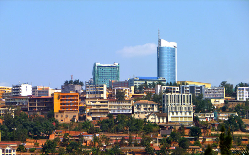 Abschiebungen nach Ruanda sind ein gutes, sehr menschliches Konzept. Wer wirklich politisch verfolgt wird, ist dankbar und froh, wenn er die Chance bekommt, in der 'Schweiz Afrikas' ein neues Leben aufzubauen. Schein-Asylanten werden abgeschreckt. welt.de/politik/auslan…