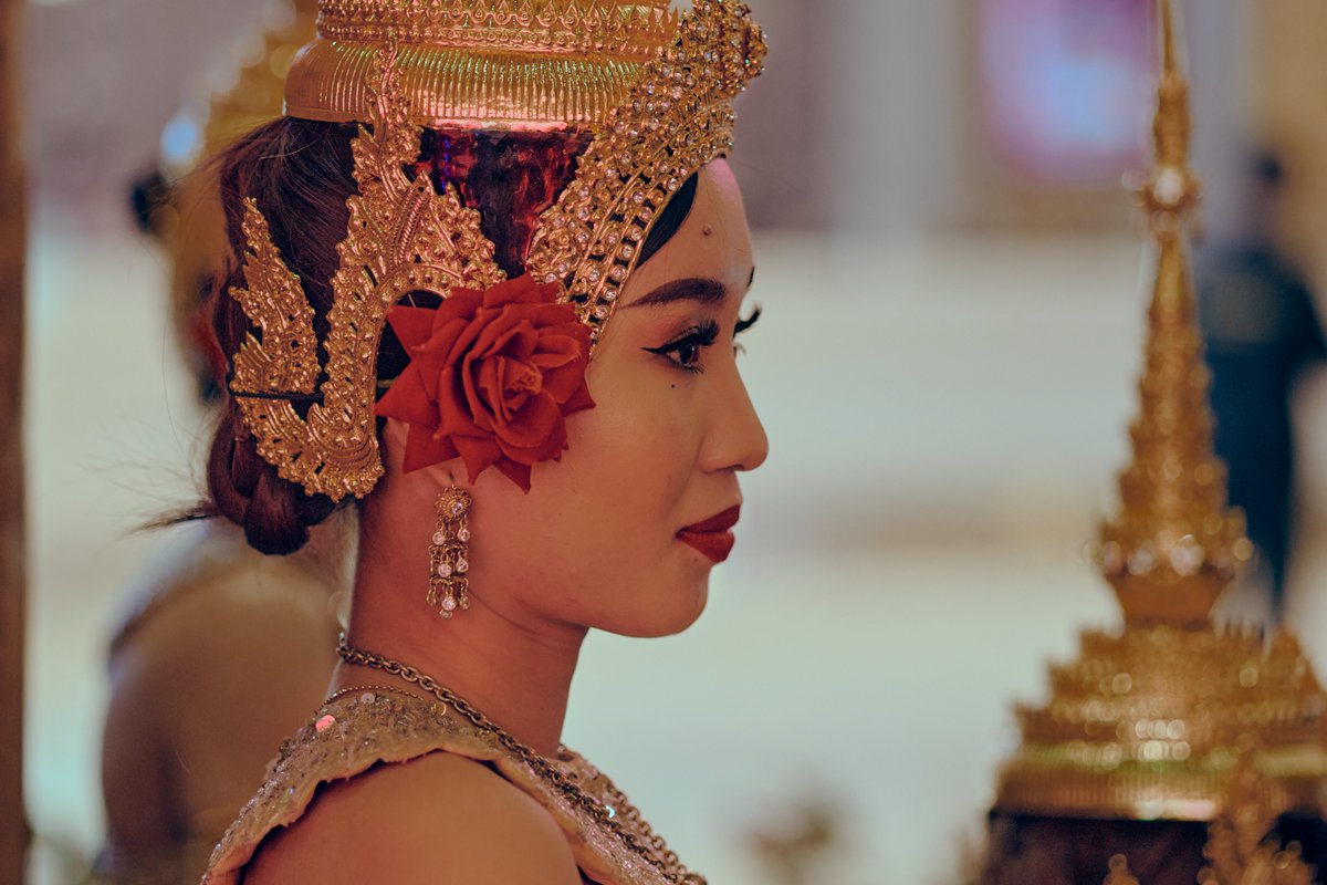 lumirereecrite's tweet photo. What would #NagaWorld be like if there were only women? 1/2
/
À quoi ressemblerait #NagaWorld s’il n’y avait que des femmes ? 1/2

#Cambodia #PhnomPenh
#Cambodge #Casino https://t.co/yfwPObKyth