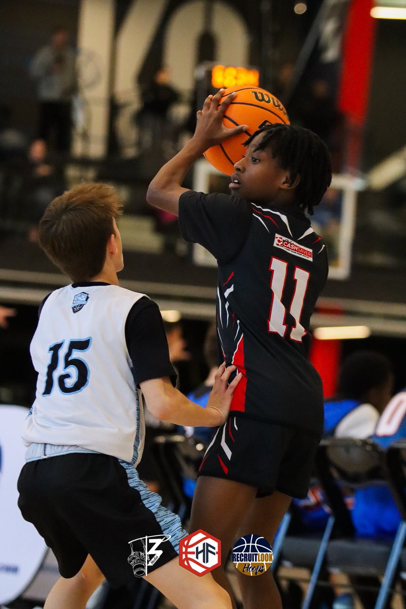 Big plays on display  @RL_Hoops @RL_HoopsNextUP JUNIORS Circuit at @homefieldkc . 

#rlhoops #recruitlook #homefieldkck #t3mediakc #search #Viral #explore #basketball #Photographer #SportsPhotographer #sportsphotography