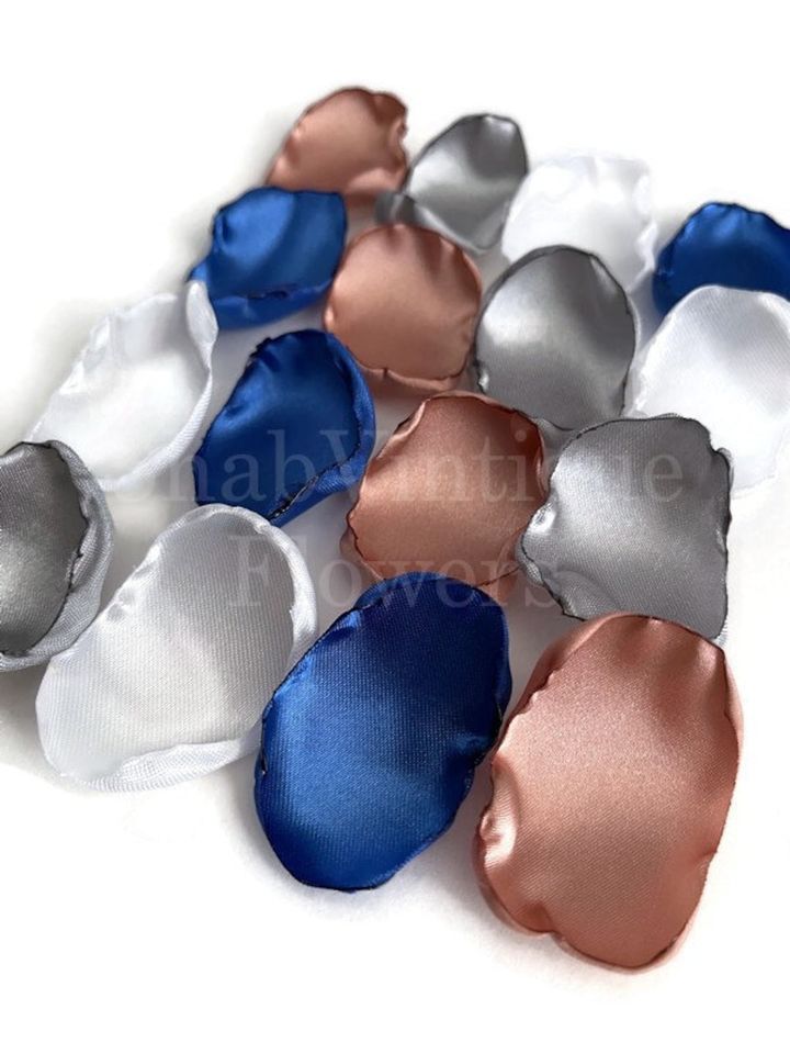 🌸 Transform your special day into a royal affair with these stunning flower petals from ShabVintiqueFlowers 💍! From rose gold to royal… dlvr.it/T5t5D7 #weddings #bridalshower #weddingaisledecor #wedding #weddinginspiration #bohowedding #miniwedding #weddingplanning