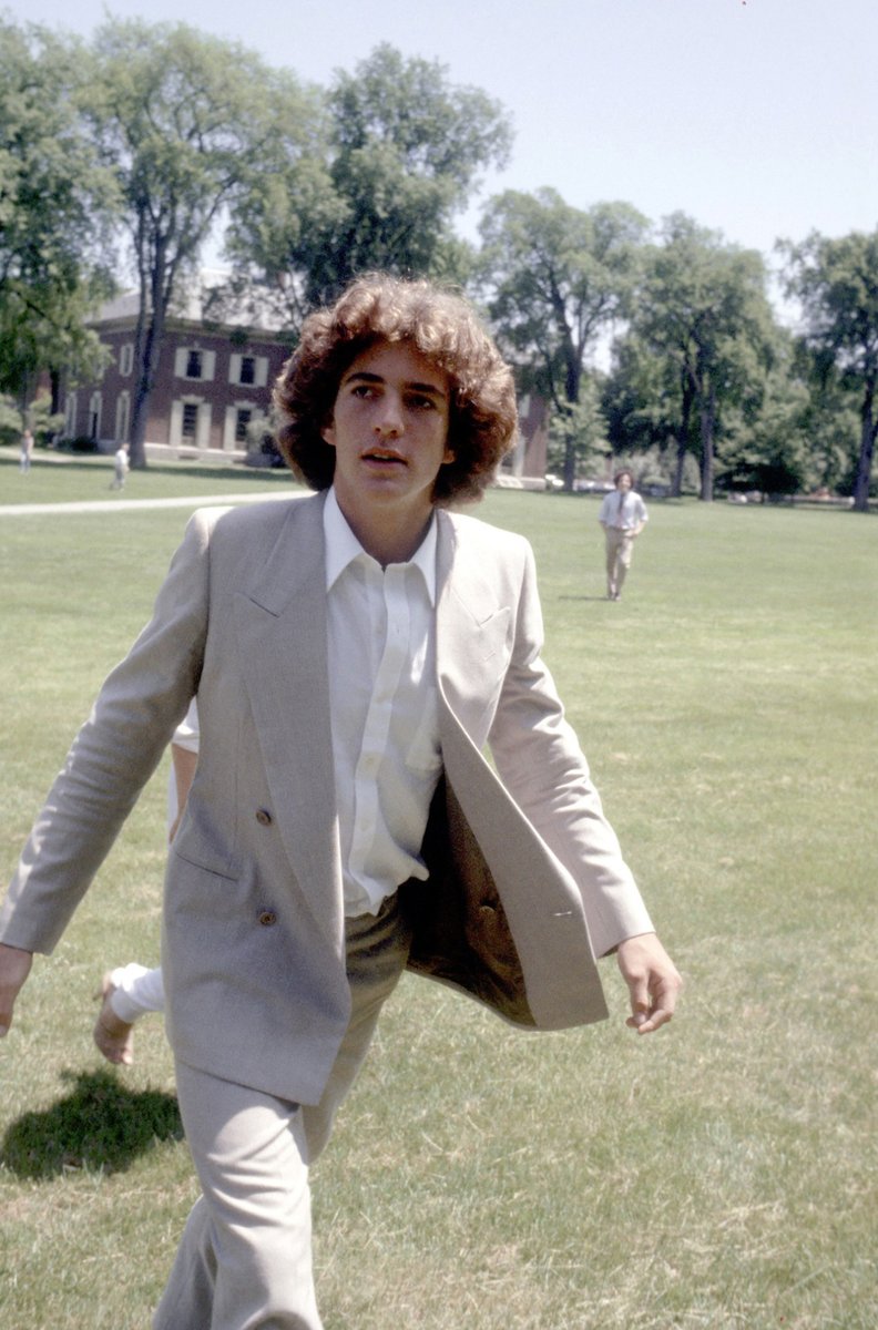 dieworkwear's tweet photo. 1970s tailoring was so cool https://t.co/6uN9qXDBZD