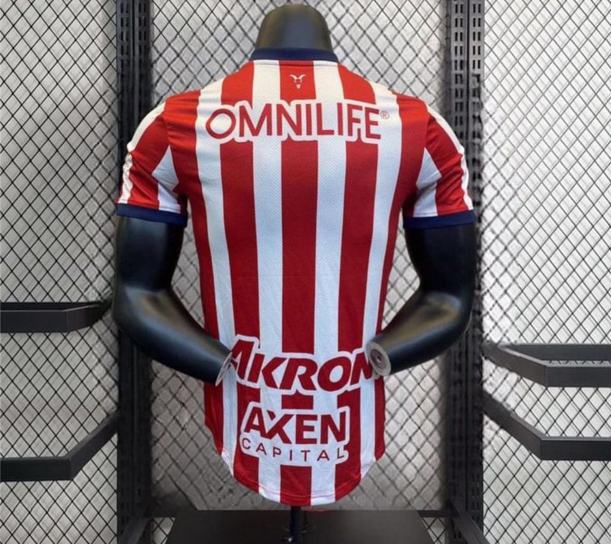 Esta sería la nueva camiseta de Chivas para la próxima temporada…