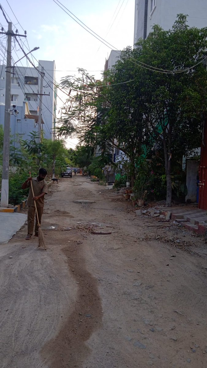 @mc_dammaiguda @PVasupathi @chmallareddyMLA @Collector_MDL @revanth_anumula @PonnamLoksabha @Eatala_Rajender when we will get the CC roads in VRR colony ?? Colony was formed 12 years ago, after 11 years the main road was laid, but for internal roads,no funds.!!!!