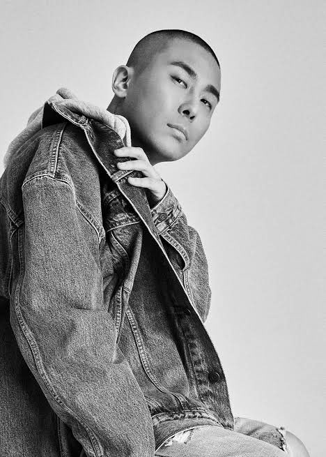 LegendaryApink's tweet photo. 🚨 Apink's Yoon Bomi confirms through a letter to her fans that the news of his 7-year relationship with Black Eye Pilseun’s Rado is true https://t.co/g9AloFApBD