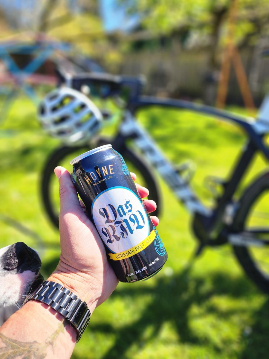 Tis the season...
Ride bikes.
Drink beer.
Support #hospice
#craftbeer #drinklocal #yyj #cycling #cyclinglife #charity