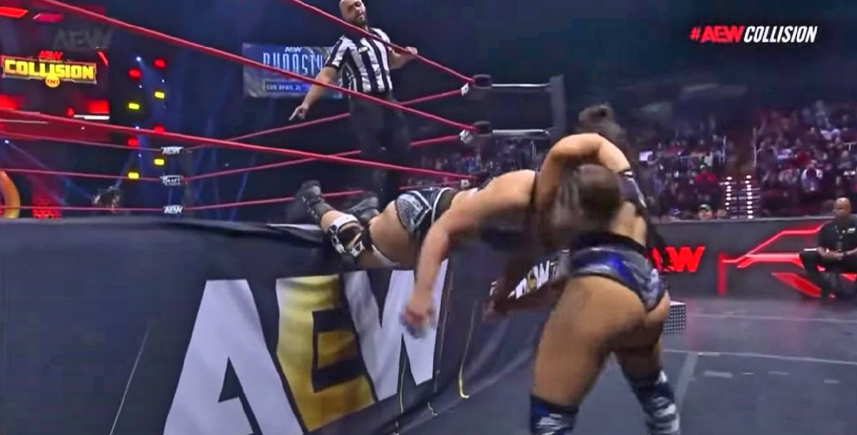 oralcarter's tweet photo. 4/20/2024 #AEWCollision
#SkyeBlue vs "Legit" #LeylaHirsch #AEW https://t.co/0n1s39vRes