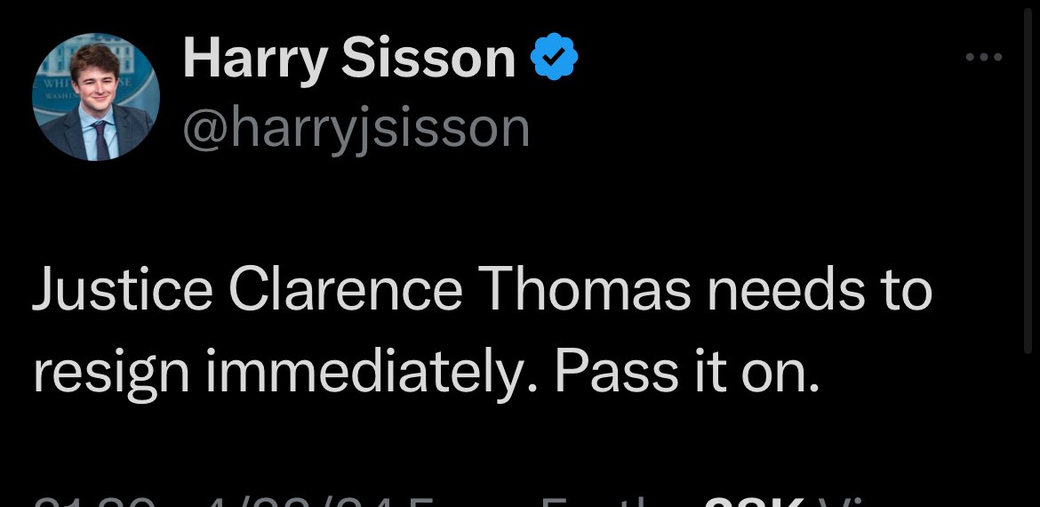 .⁦@harryjsisson⁩ hates black people. Harry is a racist.