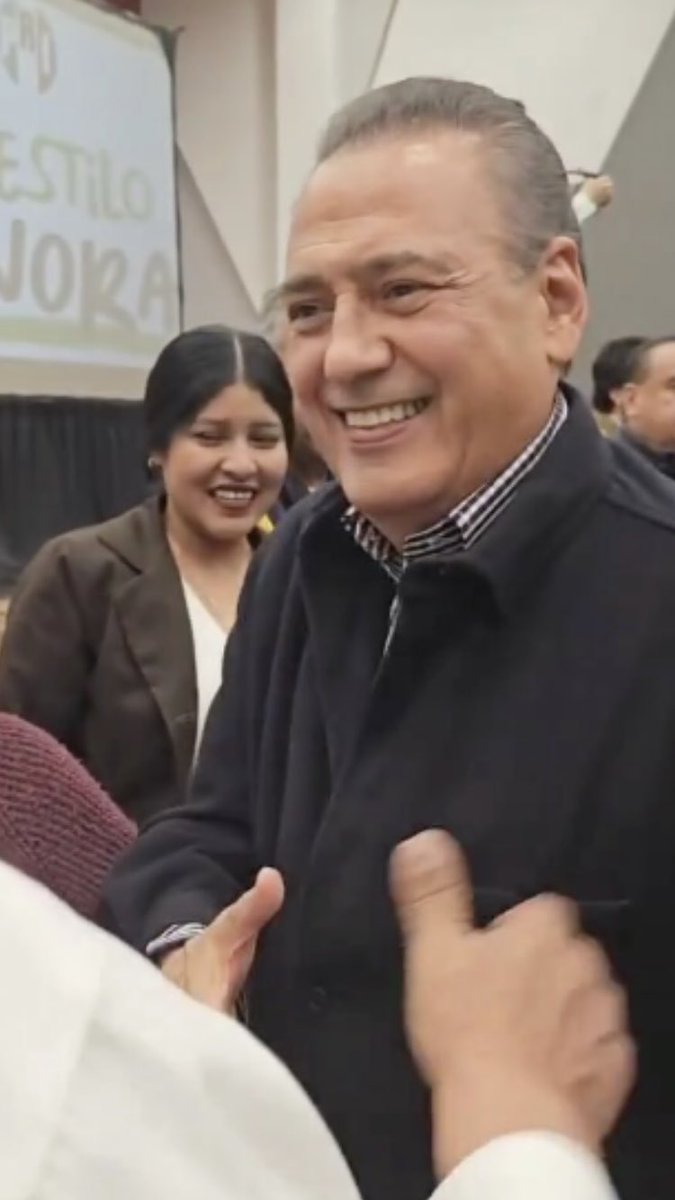 Los del <a href="/MorenaenSonora/">Morena Sonora</a> aseguran que le darán una paliza electoral a <a href="/MFBeltrones/">Manlio F. Beltrones</a> , pero traen como ‘refuerzos’ a personajes tan nefastos como Manuel Espino y Javier Corral, lo que hace ver todo lo contrario… Pareciera que hace agua el Plan C en Sonora!