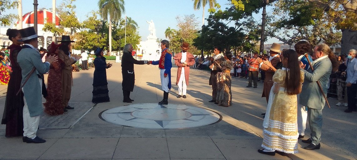 #Cuba 🇨🇺Los cienfuegueros celebramos con júbilo el 205 Aniversarios de la fundación por franceses de la otrora Colonia Fernandina de Jagua. Felicidades a la Perla del Sur.