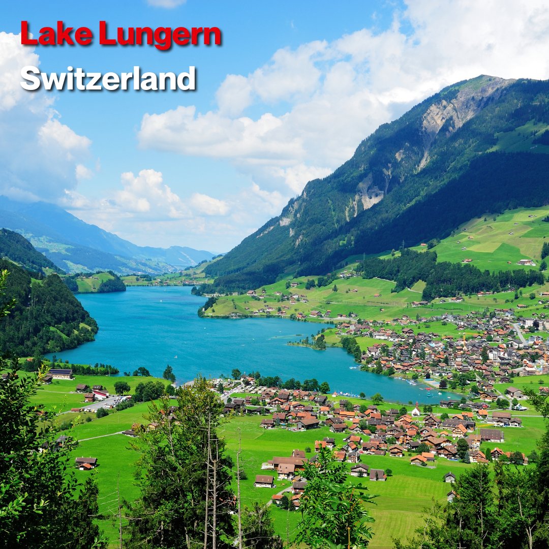 Did you know that the water in Lake Lungern 🇨🇭 is so pure that some say it is drinkable? 🚰 This mountain lake, formed by a dam, is very popular with fishermen, yachtsmen and windsurfers 🎣 ⛵