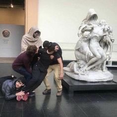 insane poses (@insaneposes) on Twitter photo 2024-04-23 03:49:15