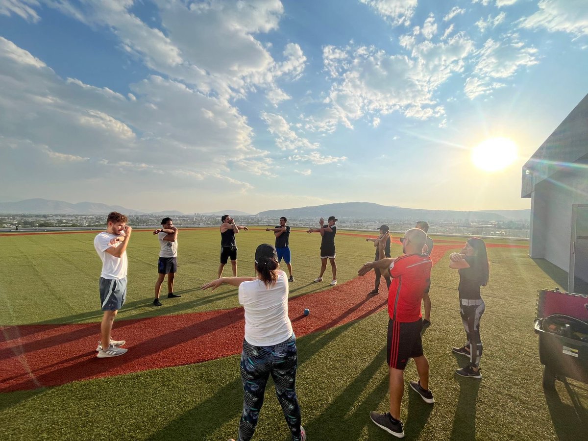 Ivan Valentin tweet media