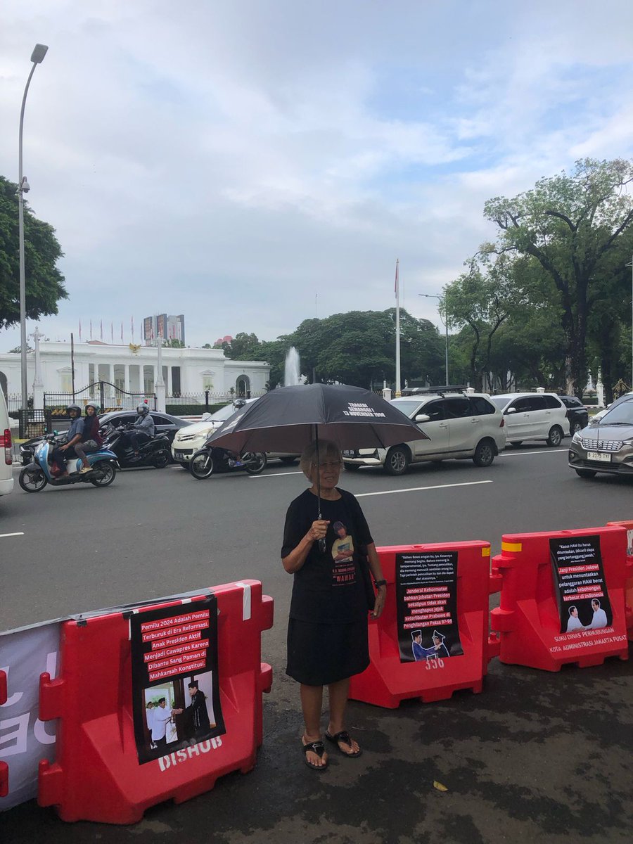sumarsih11 tweet media