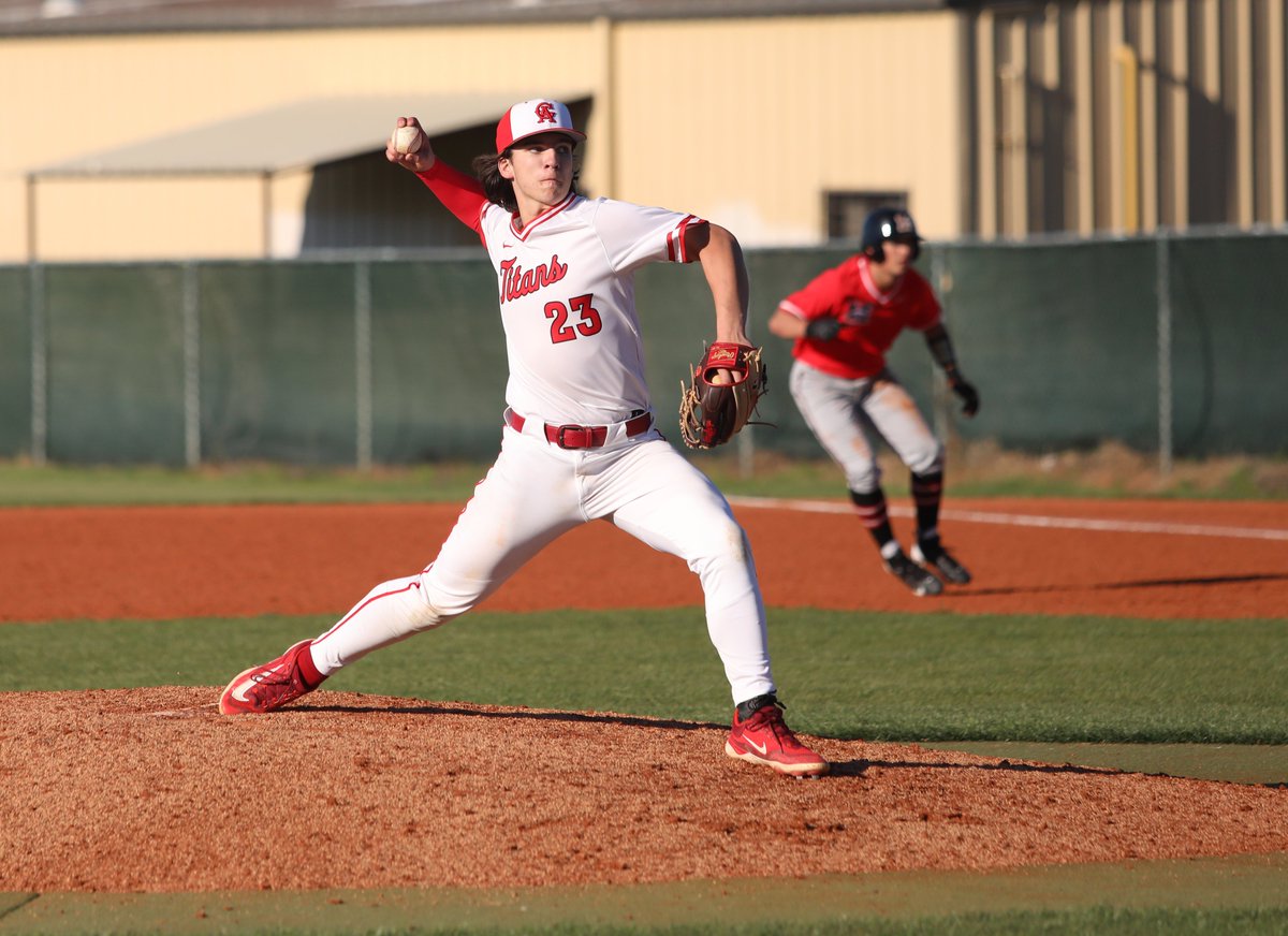 Carl Albert's baseball team clinched the district title today with an 8-1 win over Noble. Tanner Norman went 3 for 4 with two RBIs and Easton Perkins drove in three runs. Declan Murphy allowed one earned run and struck out eight. #okpreps