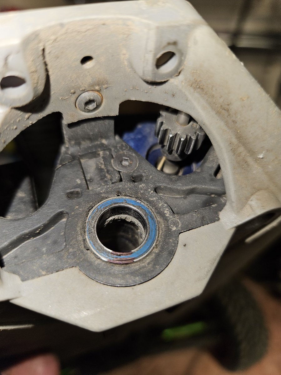 Installed a new bearing, ran hard by 5 for about 10 minutes and the bearing locked up and melted the plastic housing.
Should new bearings in any application be broken in before heavy use?
If so, what's your general procedure? 
#agtwitter