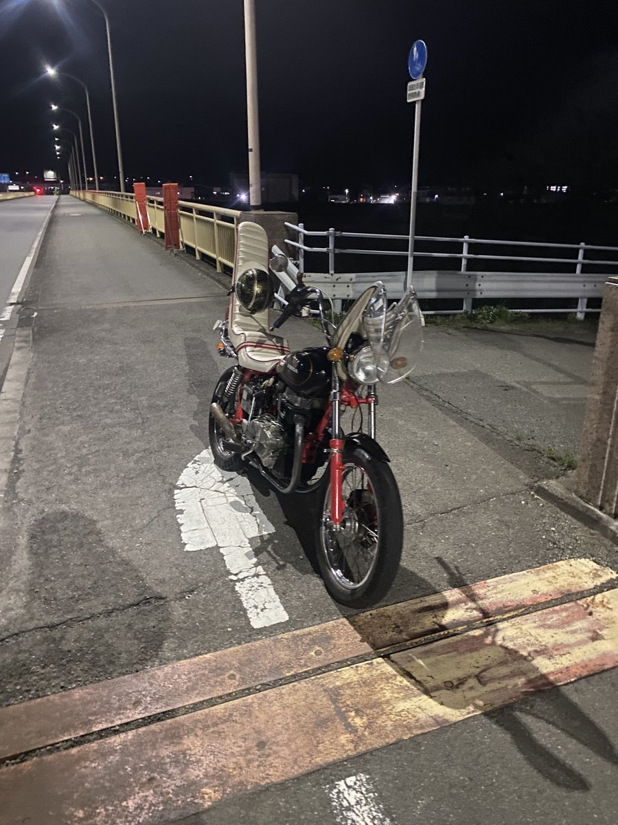 cm250t_'s tweet photo. カッコイイ https://t.co/dHCHvg5rnU