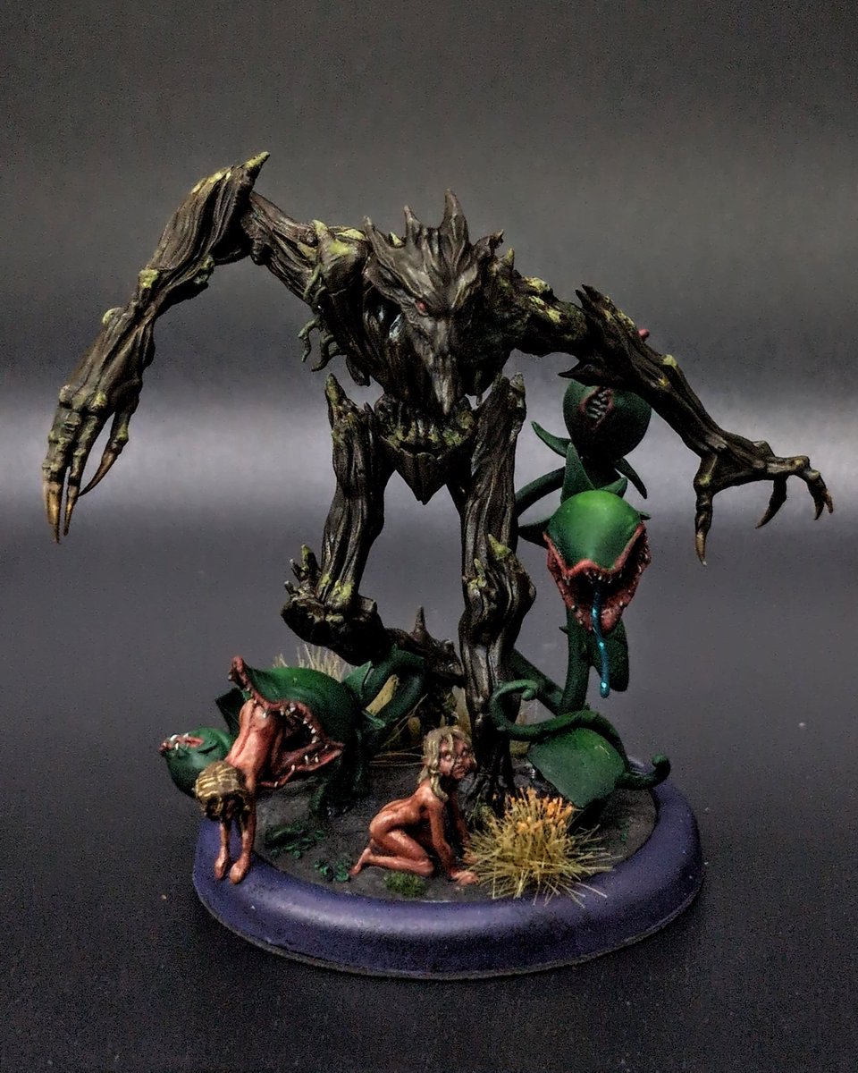 Madrox6's tweet photo. Mysterious Emmisary from Malifaux
#playwyrd #malifaux #wyrdgames https://t.co/u44hg8AzAy