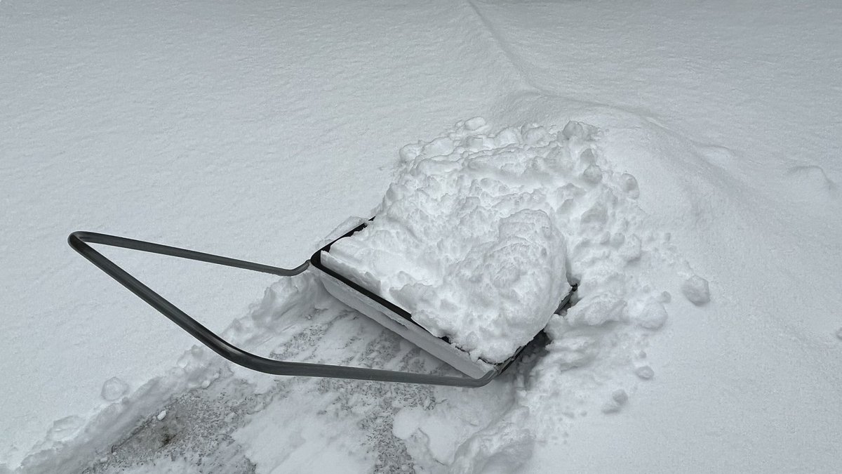 Spring cancelled - winter takes it grip again April 23rd #snow #winter #spring #takatalvi #ThePhotoHour #SnowHour #StormHour #channel169 #nature #photography #eftervinter #sää #weather #valokuvaus #thisisfinland #april #4月