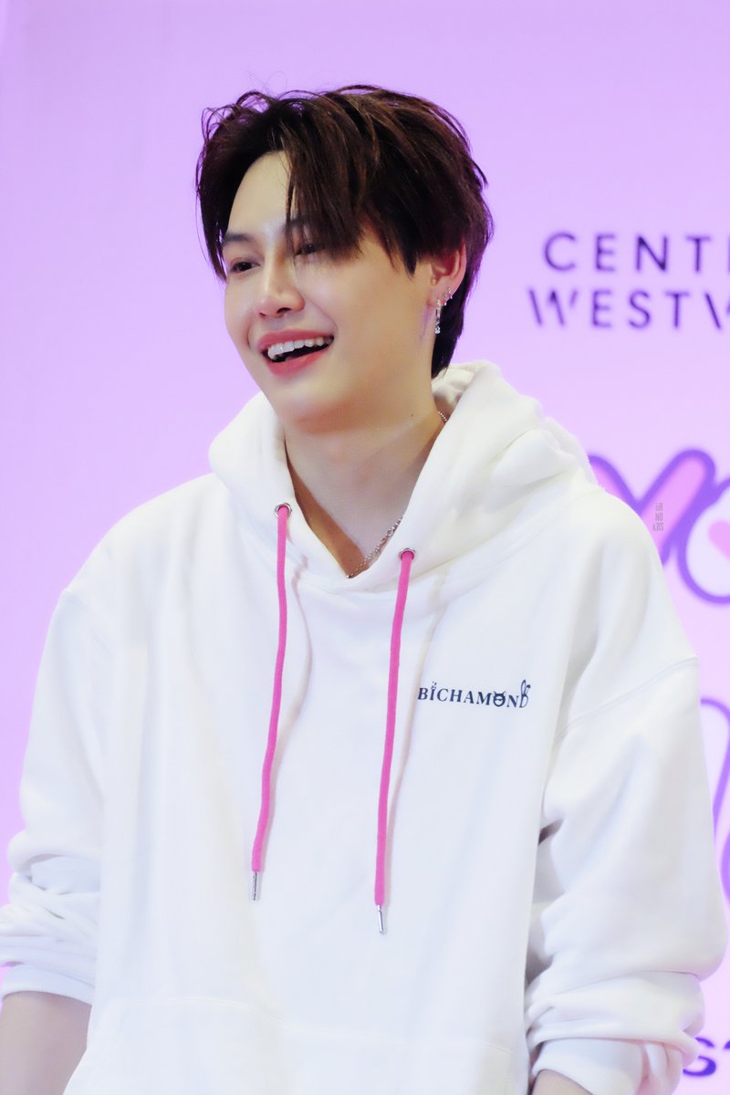 hanokiin's tweet photo. ขอให้วันนี้เป็นวันที่ดีนะ 
#bb0un #prem_space
#บุ๋นเปรม https://t.co/Emd4T9wam1