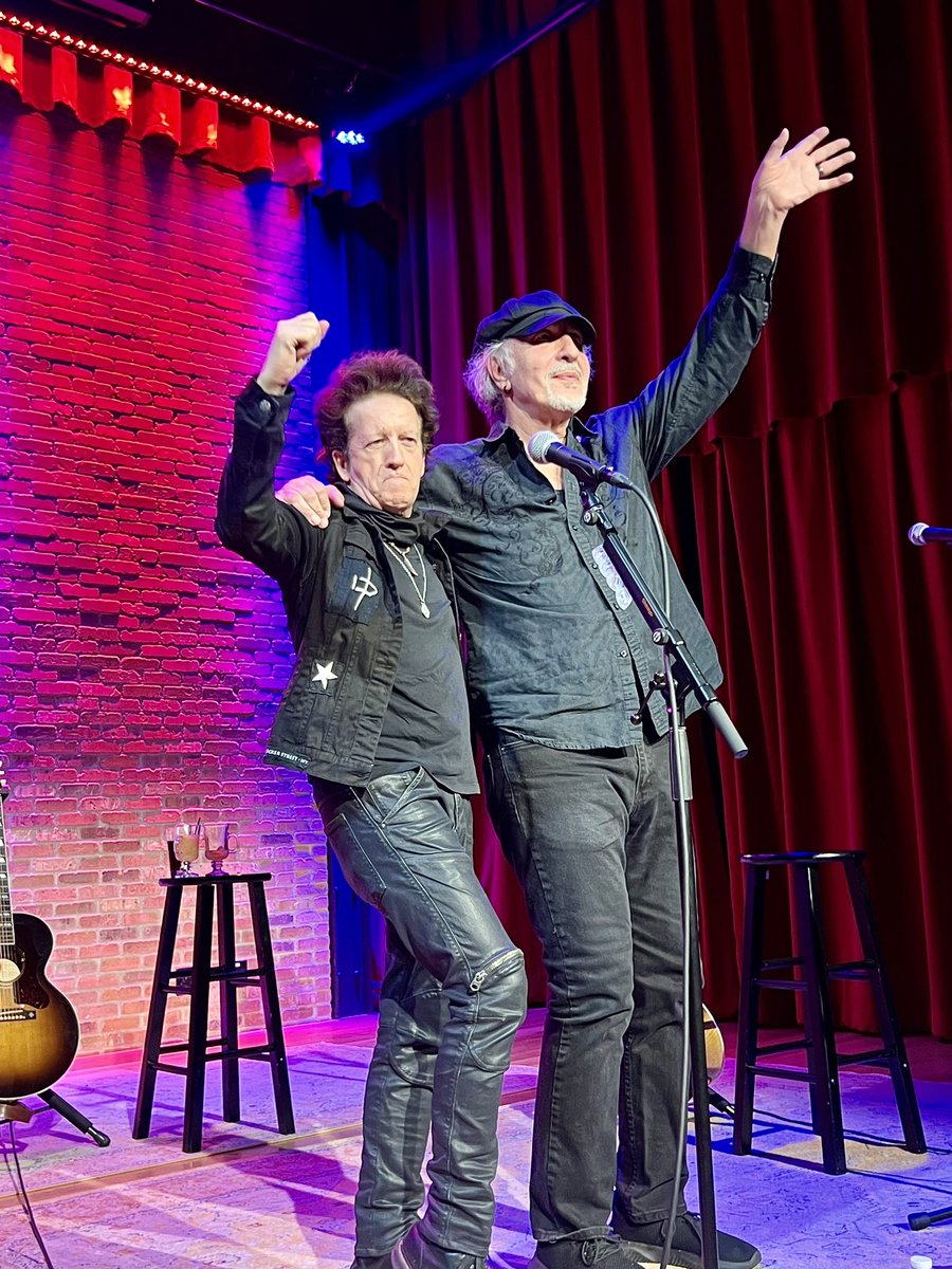 Thank you @willienile & @JoeGrushecky for a great night @CityWineryPGH Photo ©️Tamara Guo