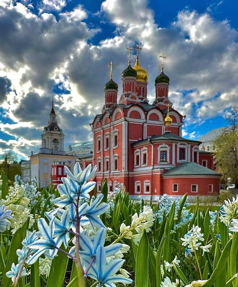 Москва.Парк «Зарядье».
🇷🇺 t.me/rusijausrcu ♥️